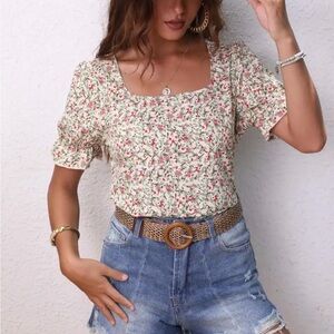 NWOT Women’s Floral Print Puff Sleeve Casual Blouse Squared Neck Size S-XL